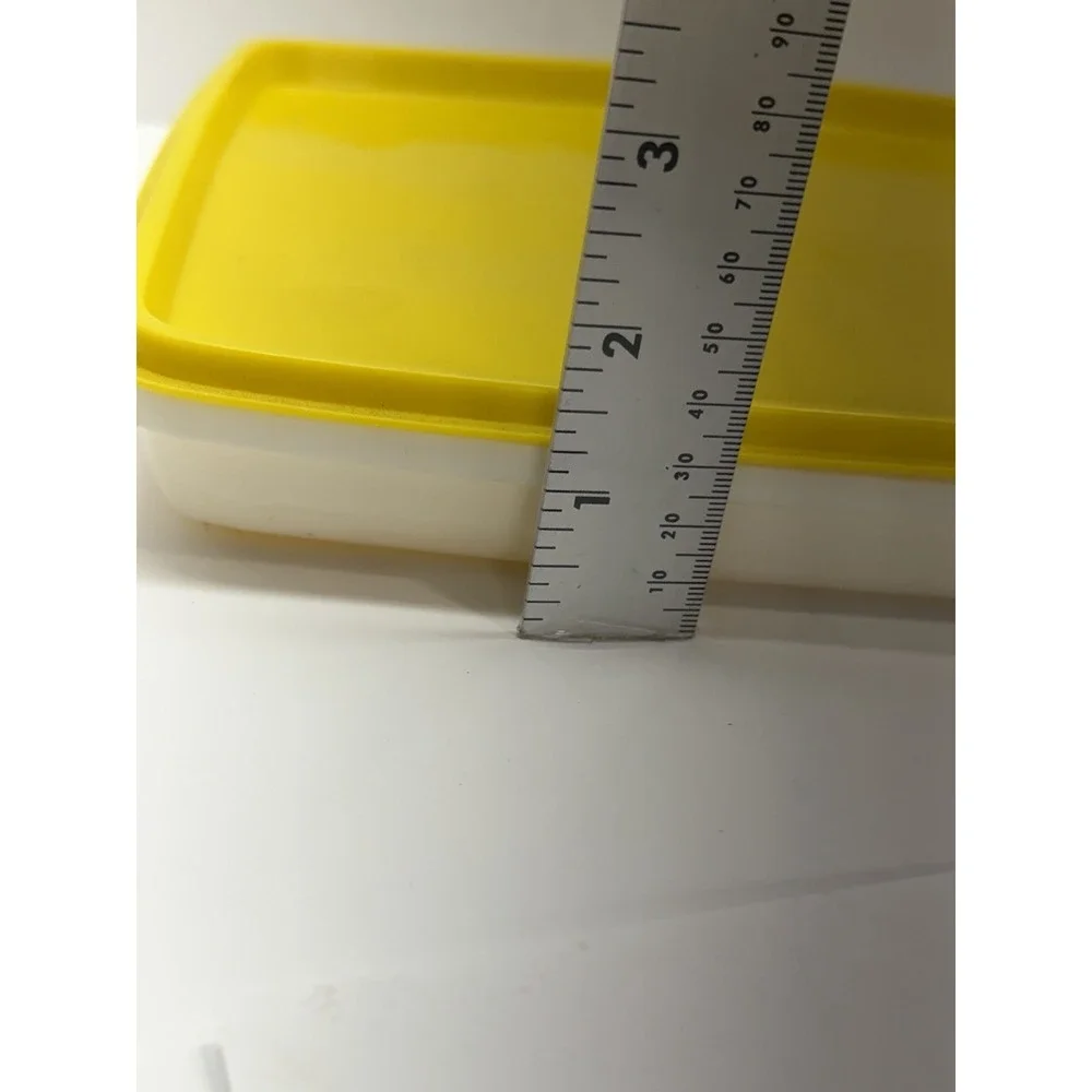Tupperware product set